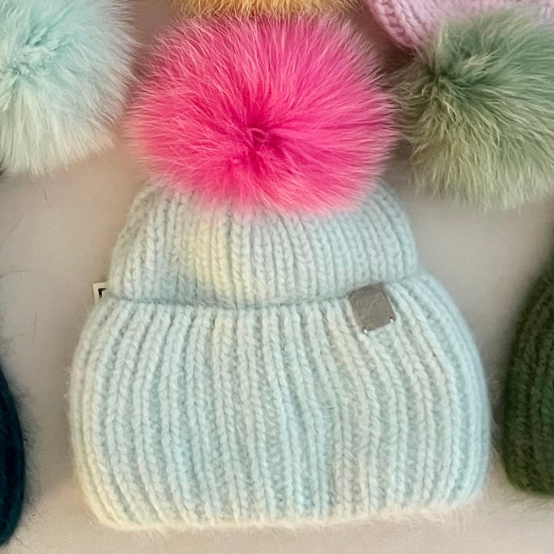 MJÚK handknit beanie