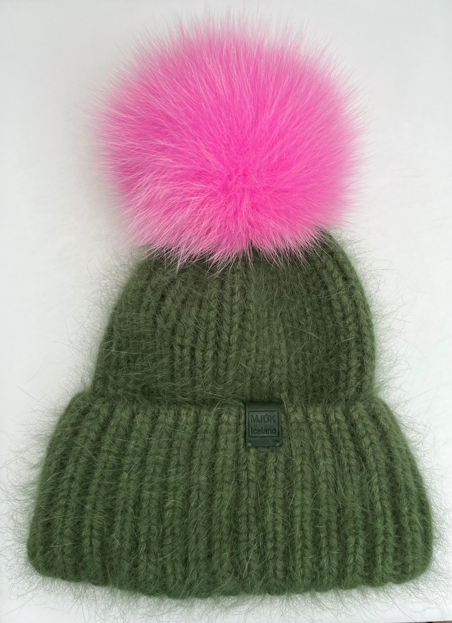 MJÚK handknit beanie