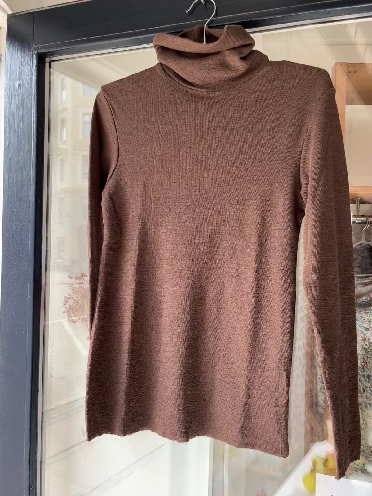 Roll-neck, pure merino