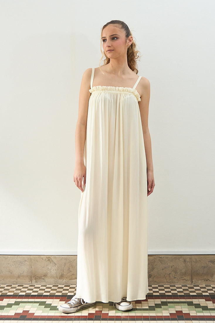 Shoulderless dress