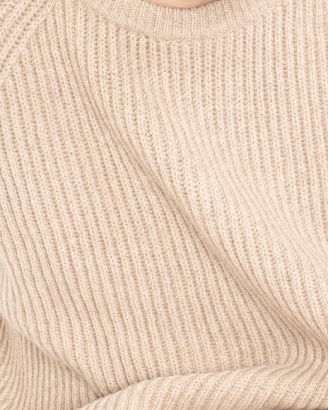 Closeup recycled cashmere rib knit raglan sweater Helmers Magasin