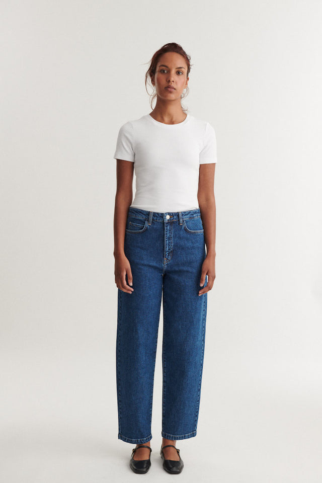 Barrel jeans Ea mid blue, GOTS