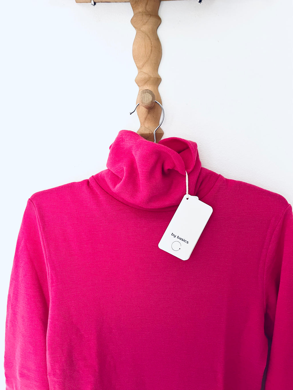 Pure merino roll-neck pink