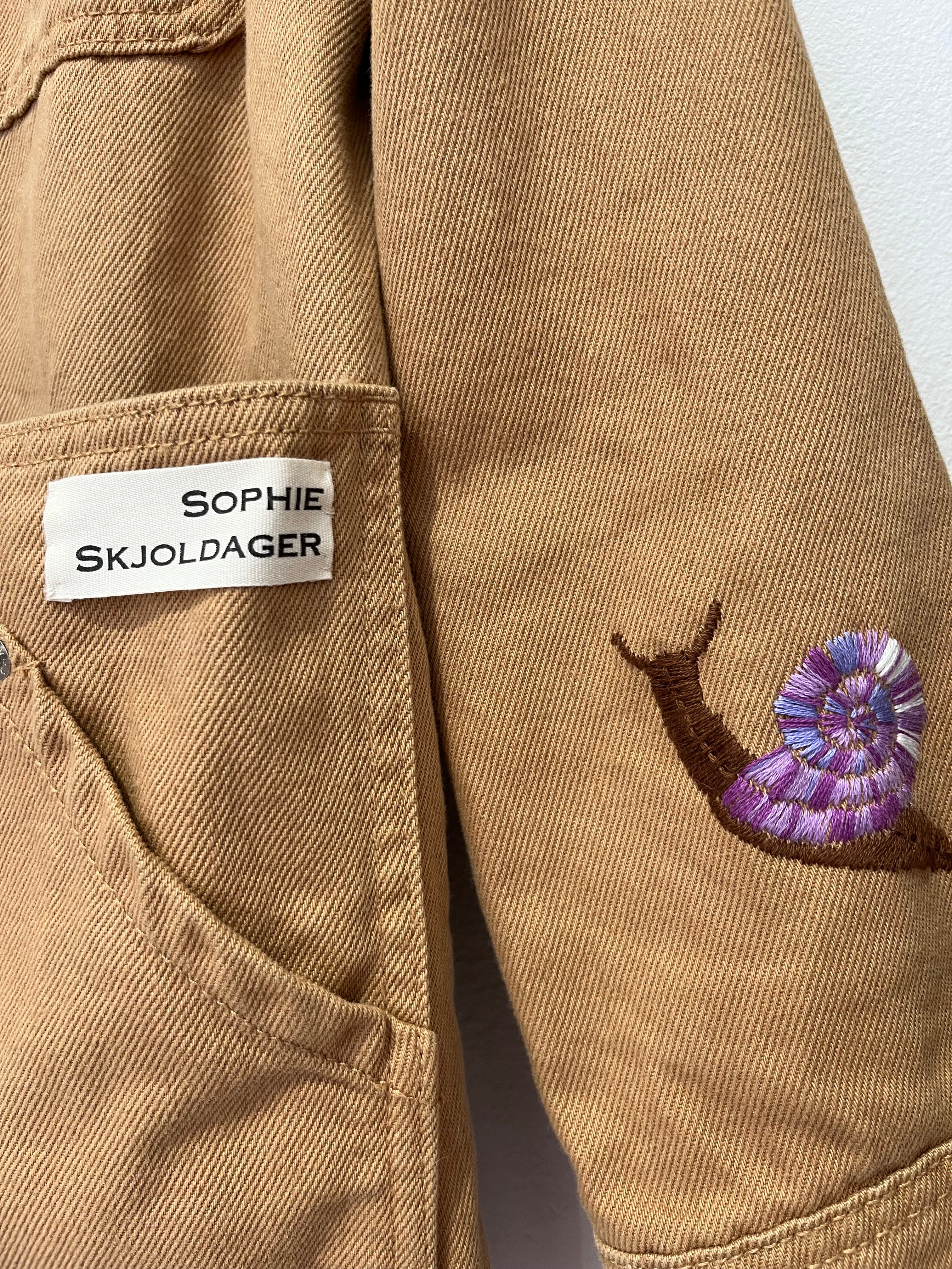 Duo-brun unika overshirt med håndbroderier
