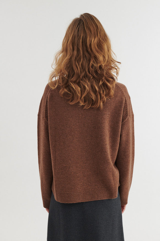 Liz crew merino sweater, fudge brown, RWS
