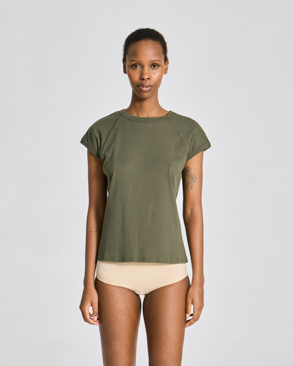 Malou t-shirt olive night, GOTS