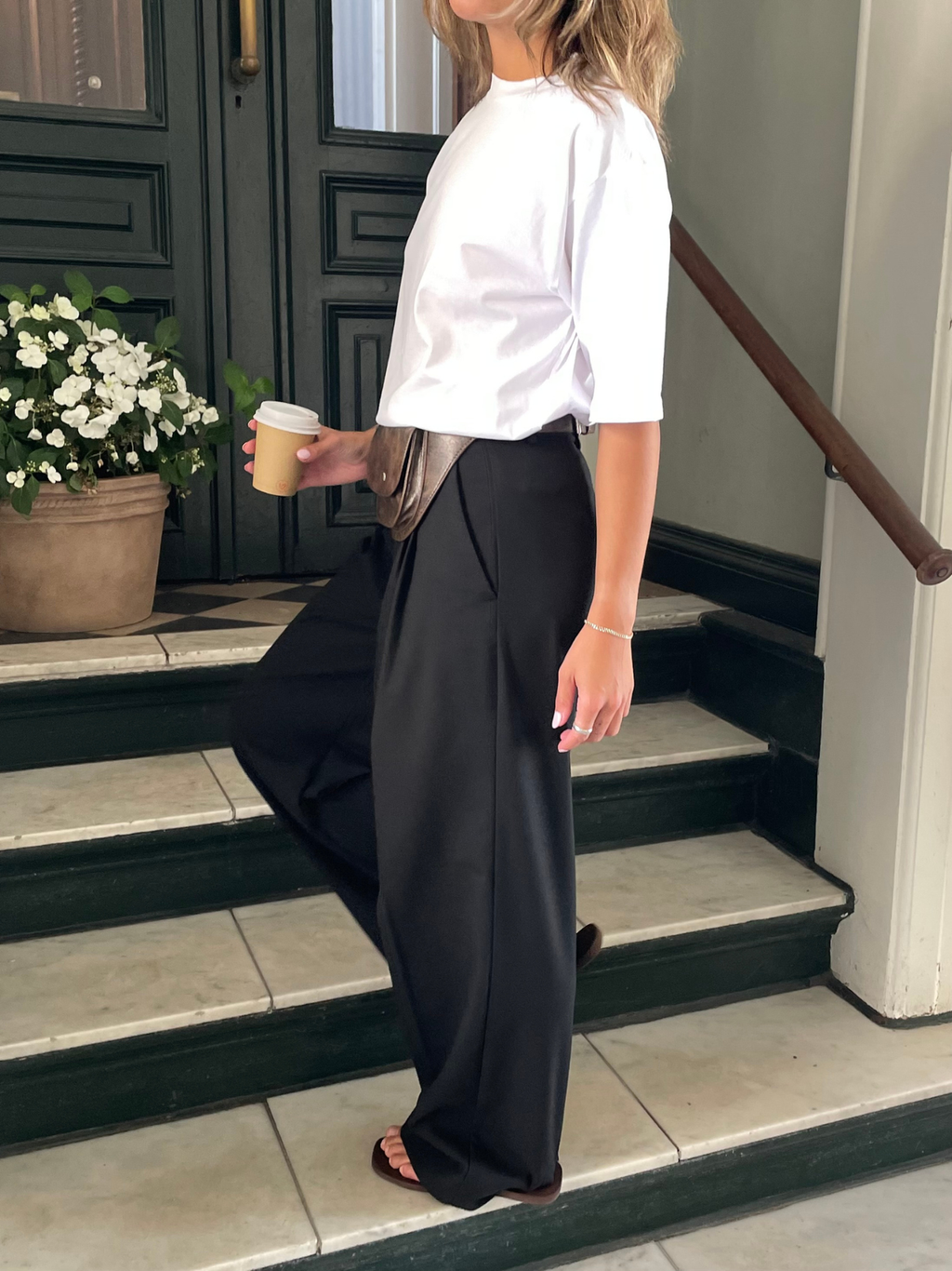 Pleated Marjo pants, black