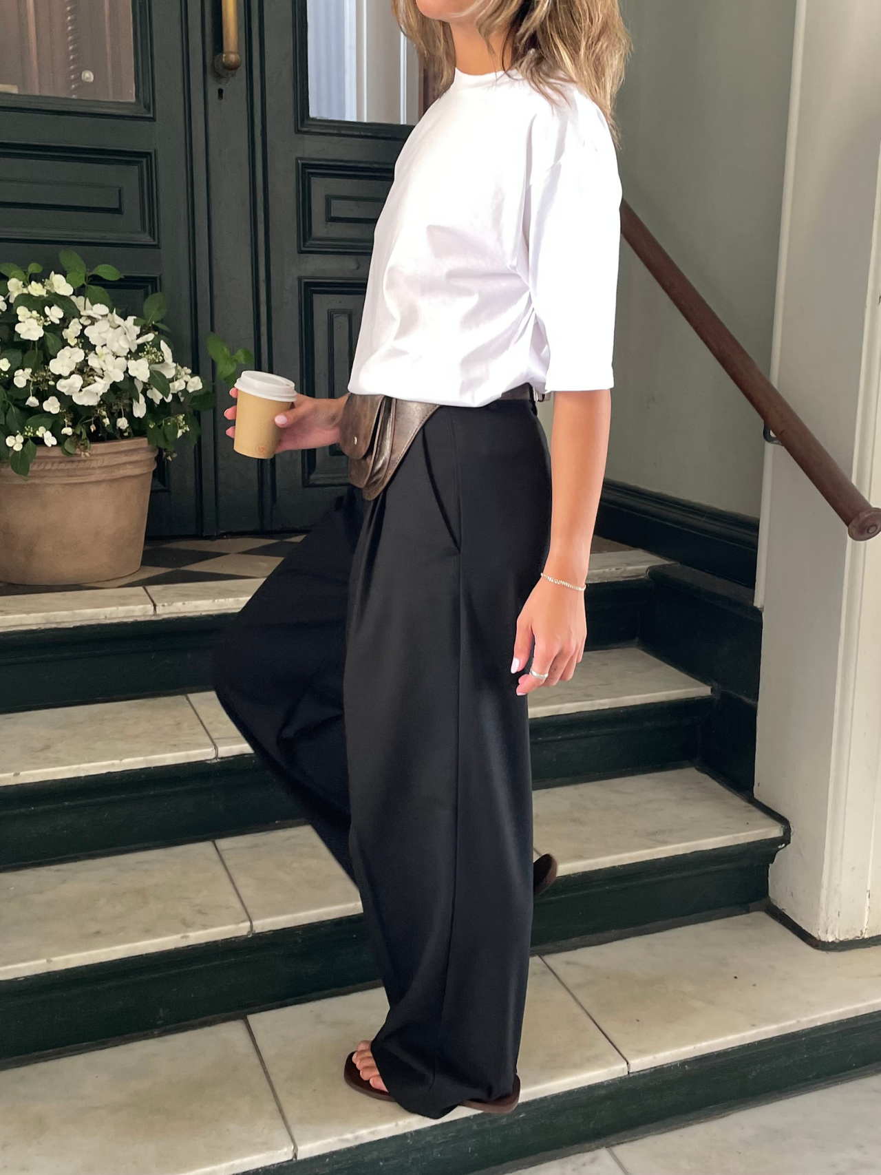 Pleated Marjo pants, black