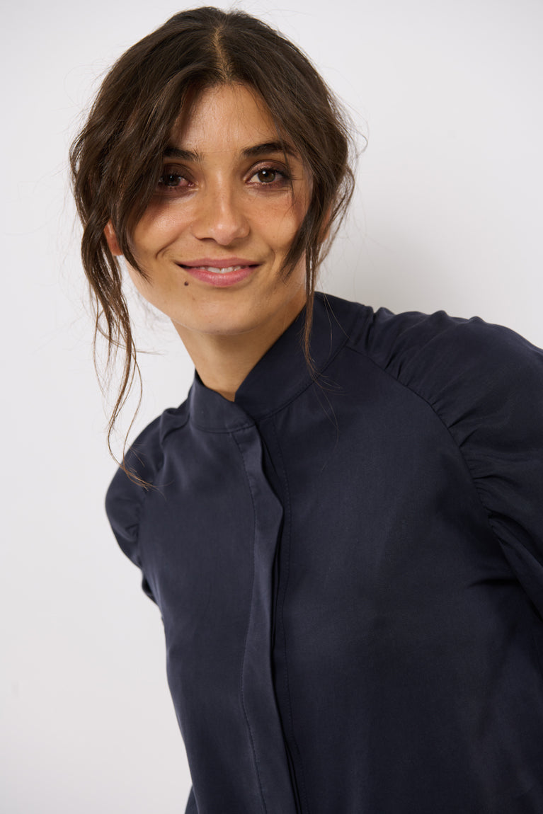 Tolsing Frida Skjorte Navy Tencel