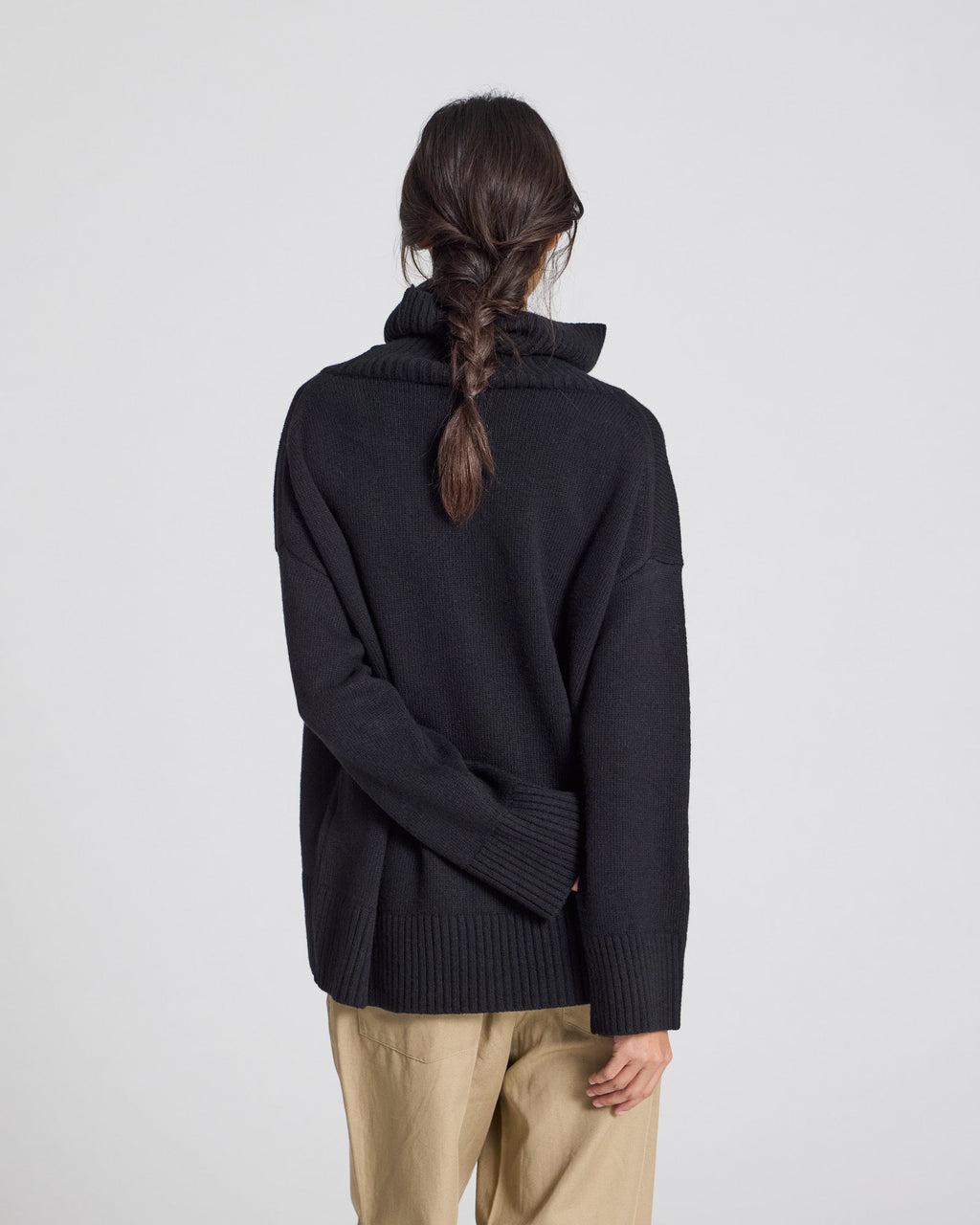 Vita lambswool roll-neck sweater, black, GOTS