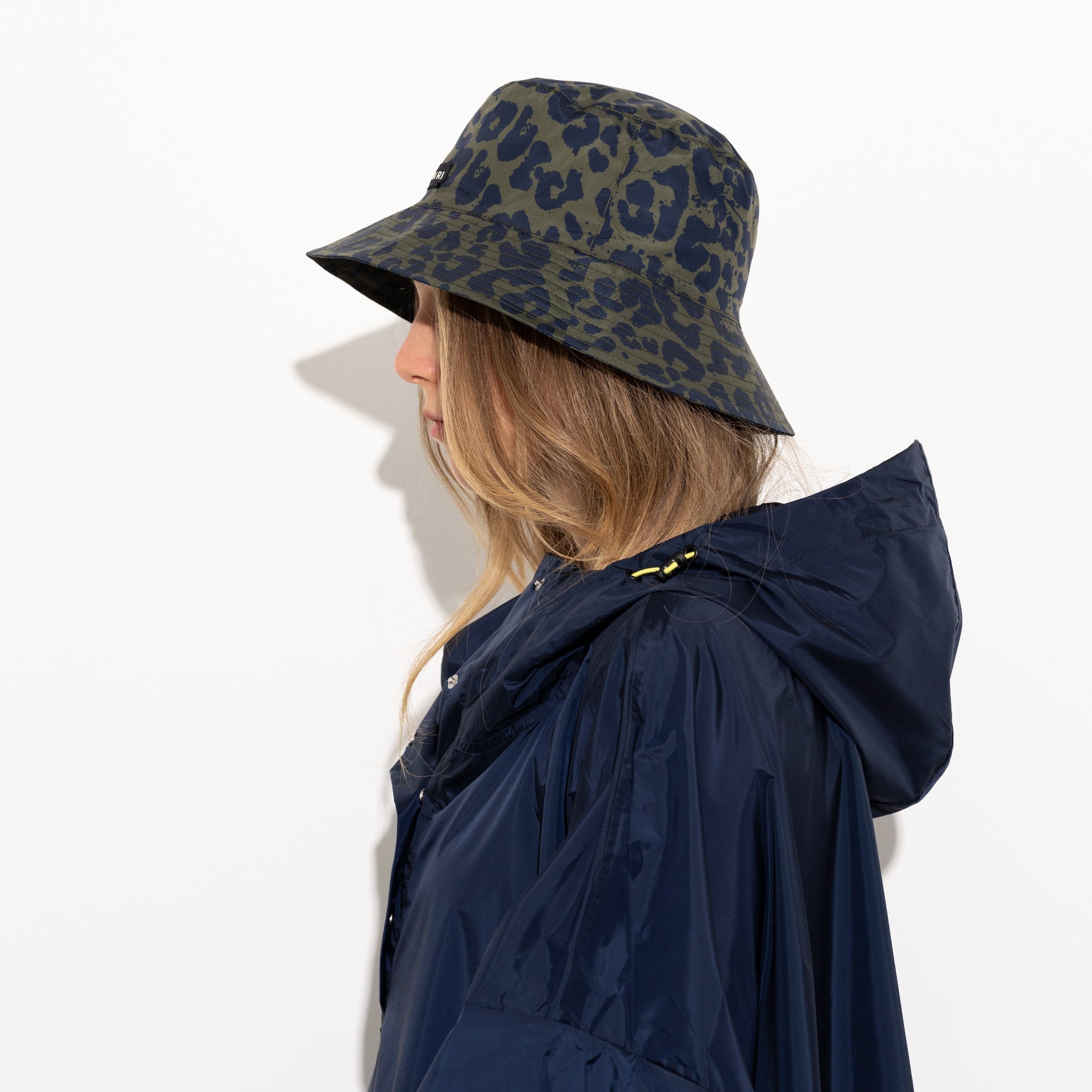 Recycled Rain Hat - leo navy/olive