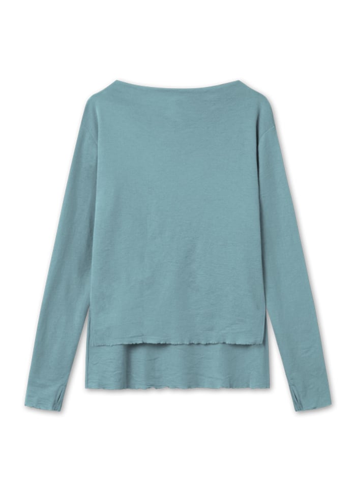 High boat neck merino blouse with slits and sleeves with thumb-holes