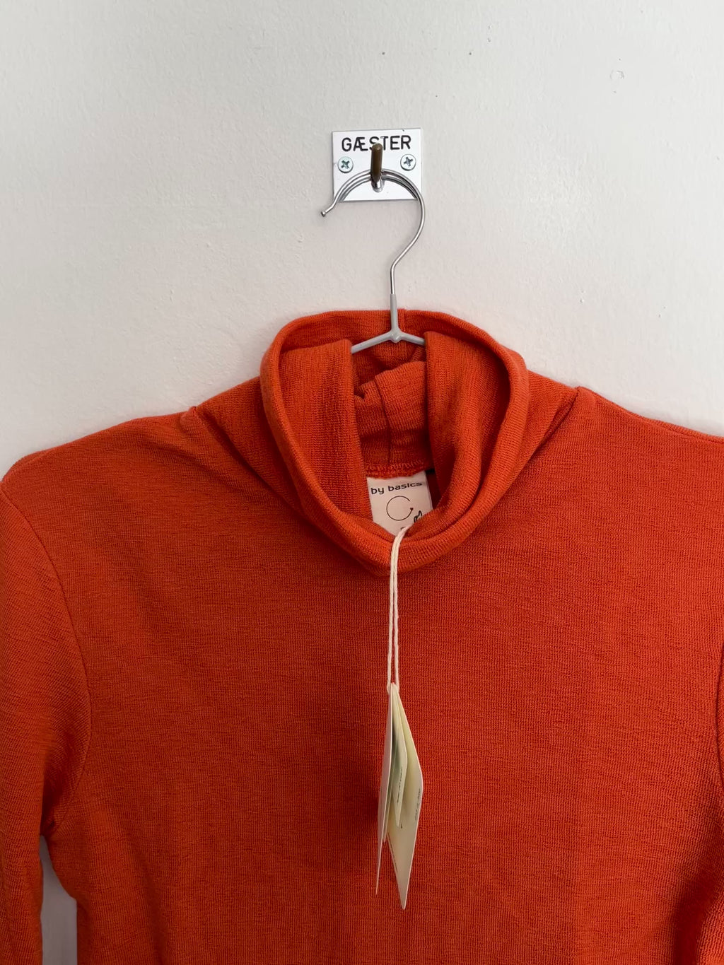 Pure merino roll-neck soft orange