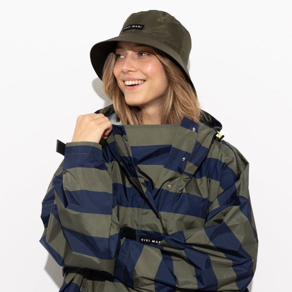 Recycled Rain Poncho - stripe olive/navy