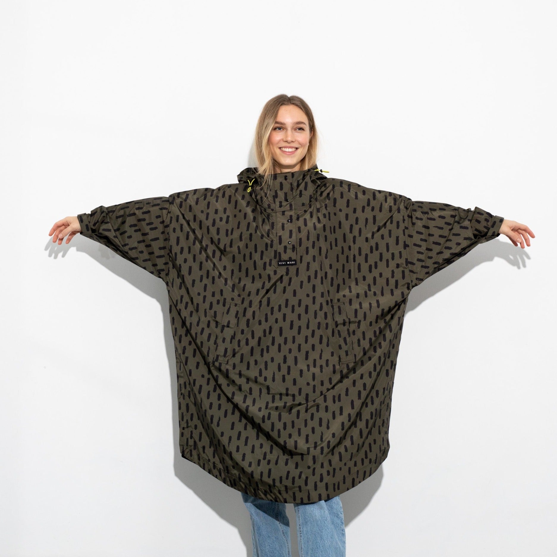 Recycled Rain Poncho - drops black olive