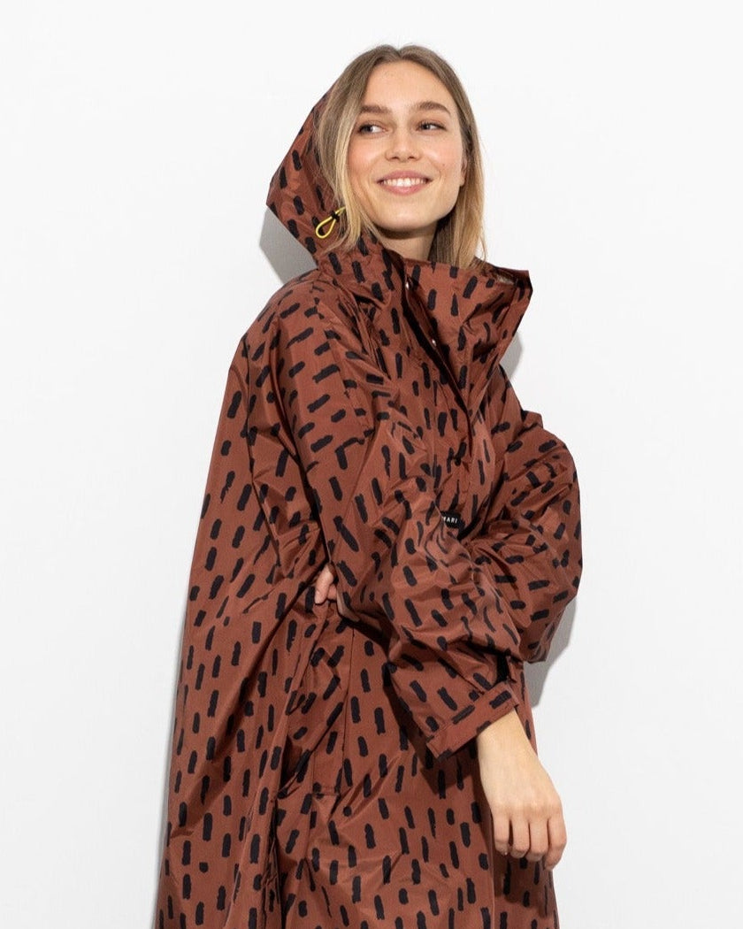 Recycled Rain Poncho - drops black rust