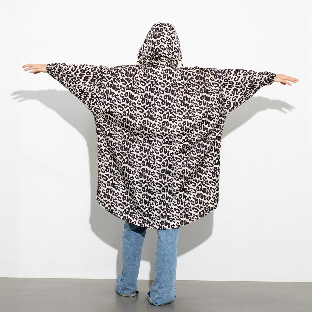 Recycled Rain Poncho - leo black/cream