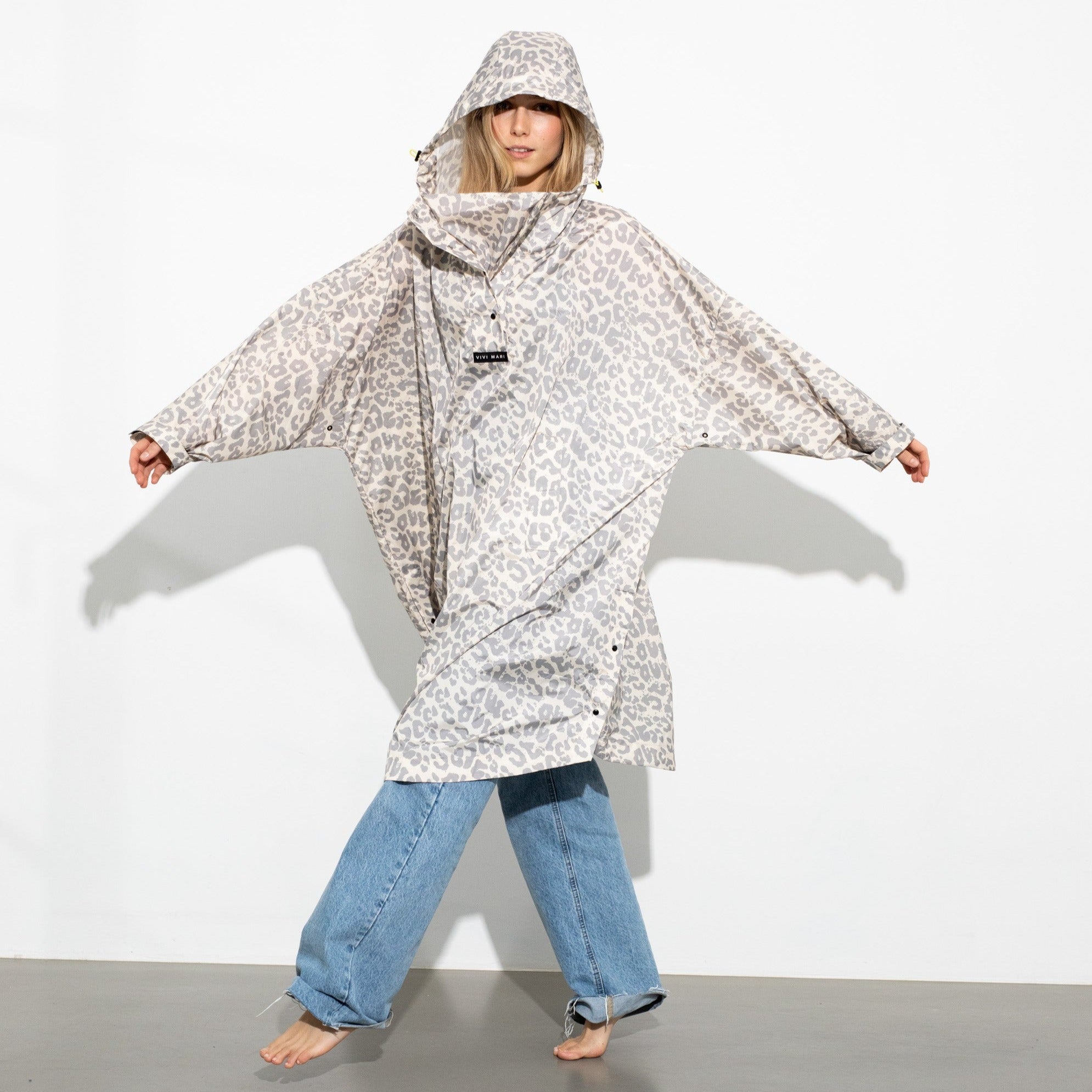 Recycled Rain Poncho - leo grey/sand