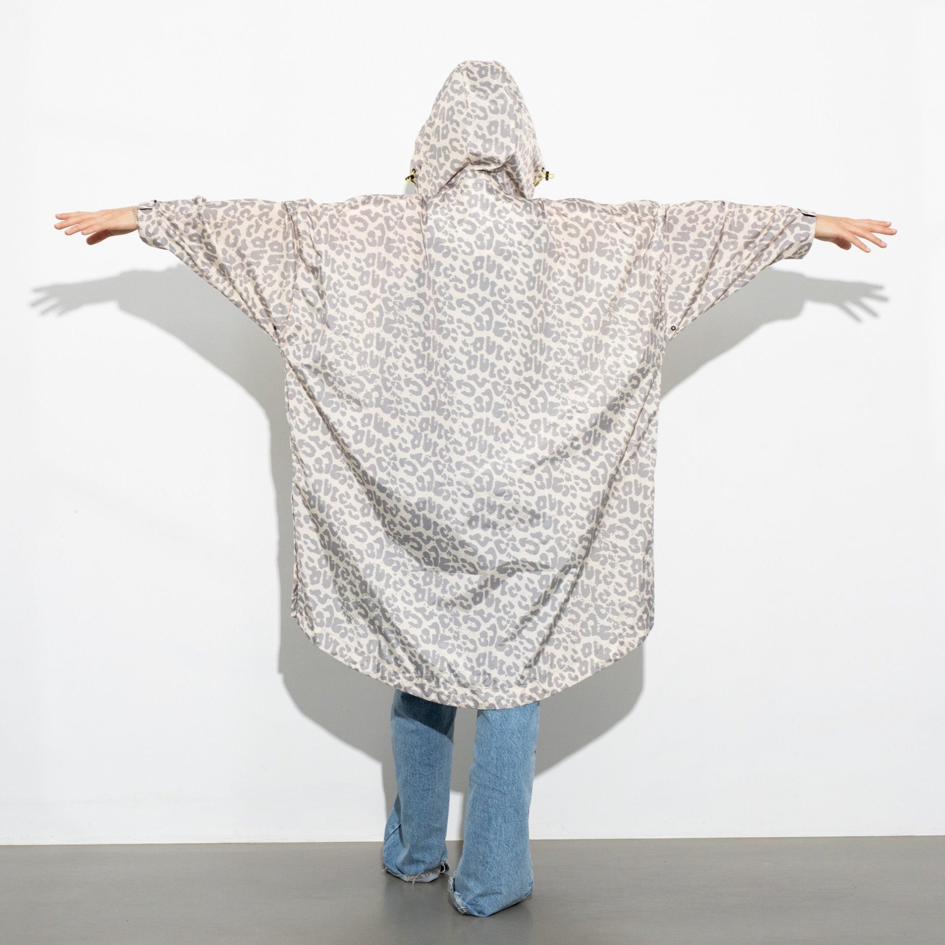 Recycled Rain Poncho - leo grey/sand