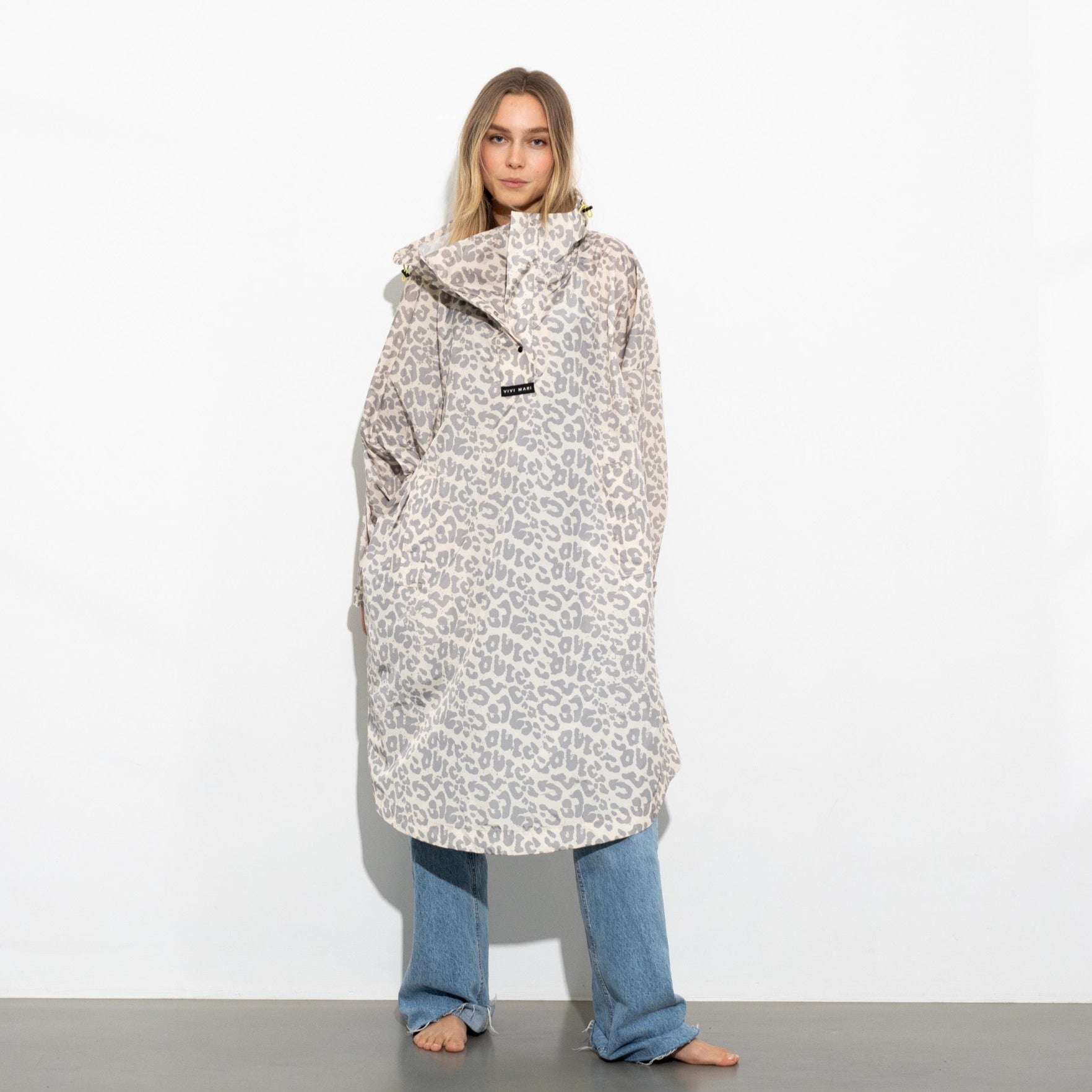 Recycled Rain Poncho - leo grey/sand