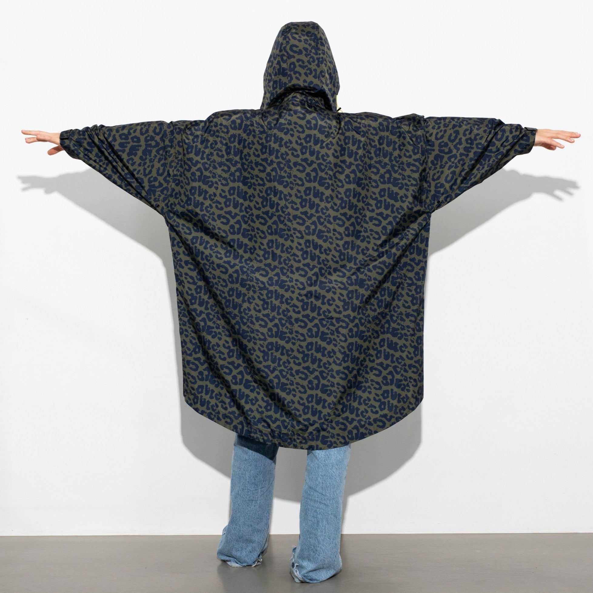 Recycled Rain Poncho - leo navy/olive