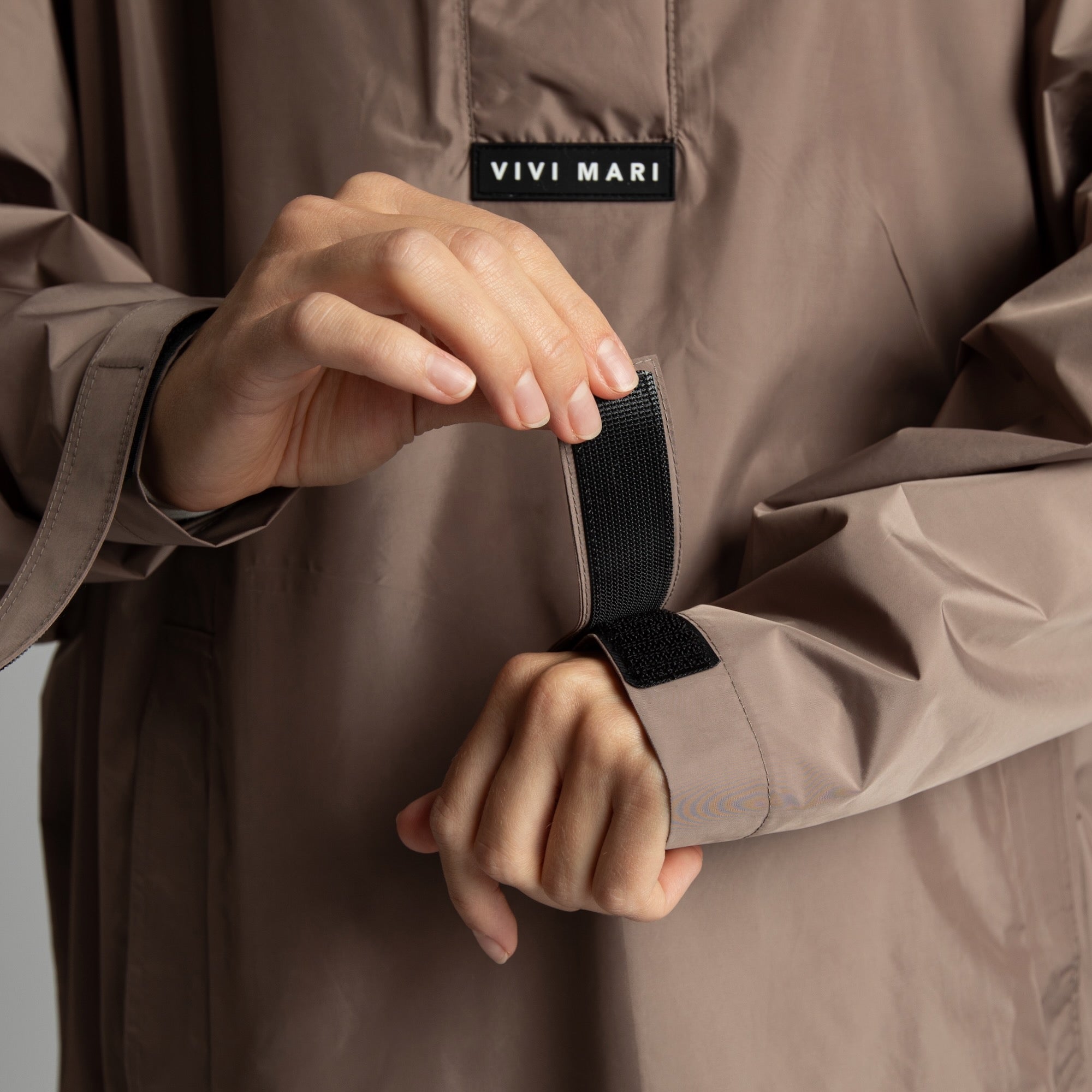 Recycled Rain Poncho - dark mushroom