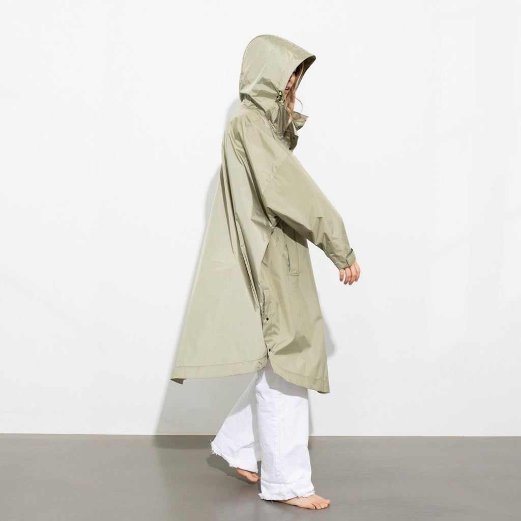 Recycled Rain Poncho - pale olive